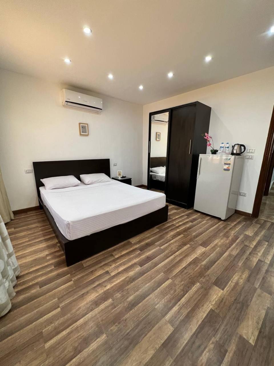 Lilly Rooms And Studio Hurghada Eksteriør billede